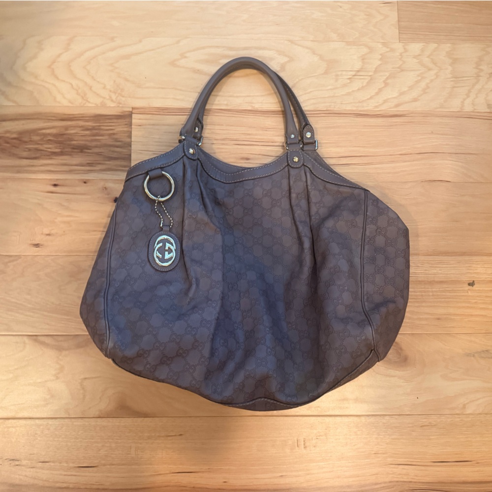 Gucci Sukey Tote in Guccissima Leather